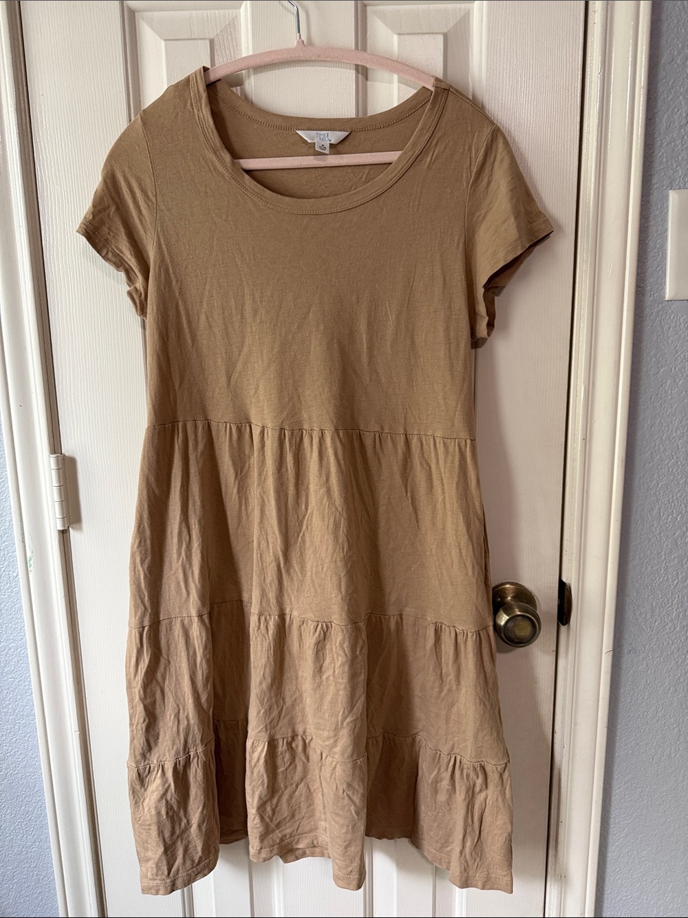 Time and Tru Neutral Taupe Short Sleeve Dress